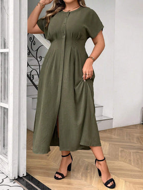 Vestido Plus Size de Verão com Manga Morcego e Detalhe Plissado Dobrável Gisele