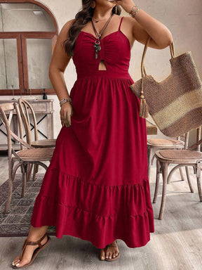 Vestido Plus Size Casual Franzido com Recorte e Babado Tina