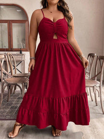 Vestido Plus Size Casual Franzido com Recorte e Babado Tina